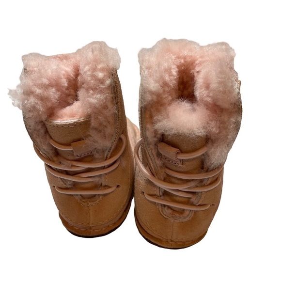 UGG Girl Boots Size M - Picture 7 of 8